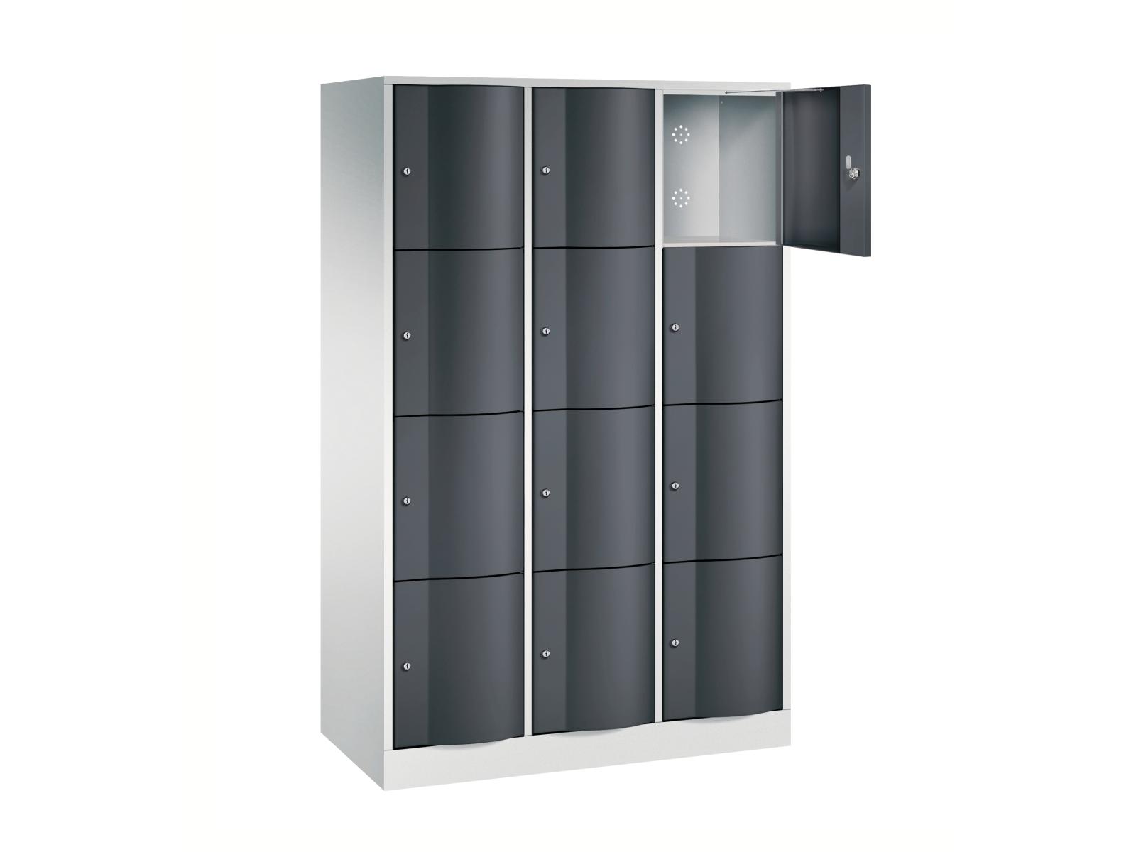 Schließfachschrank Resisto mit robusten 1,5mm dicken Türen 4 Fächer übereinander - 3 Abteile 640mm tief