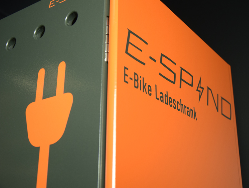 Tür- und Seitenbeklebung